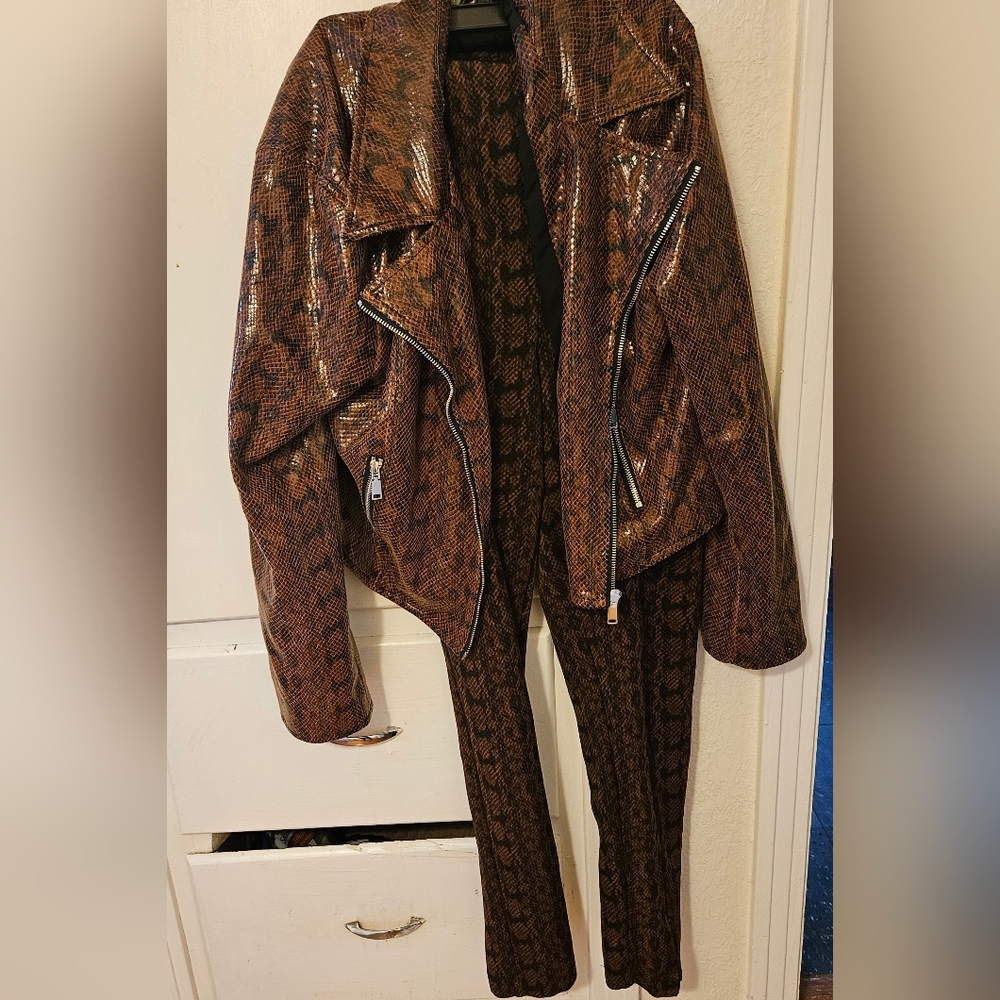 Brown Snake Print Women's Jacket
